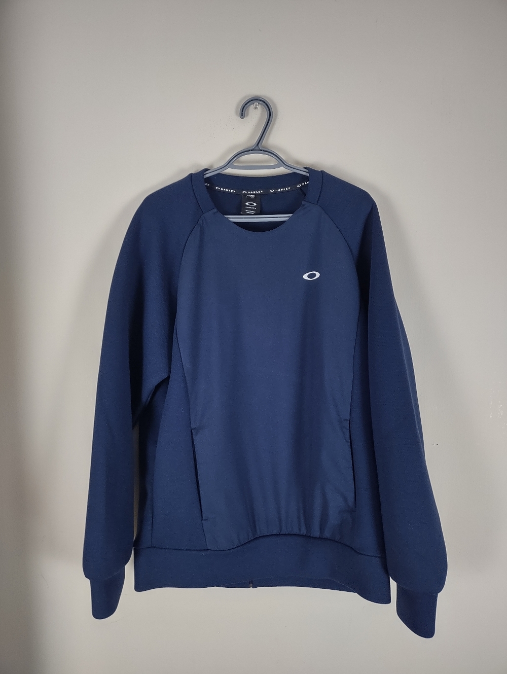 Oakley Navy Blue Crewneck Sweatshirt with Logo